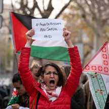 030125-hussam-abu-safiya-barcelona-protest.jpg